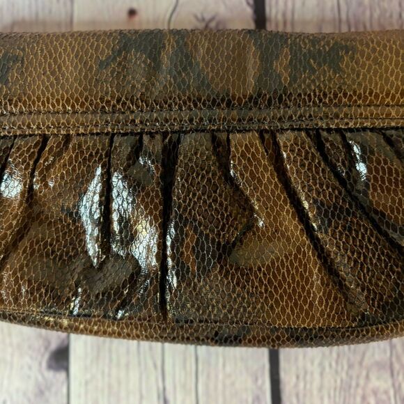 Sondra Roberts SR Squared Classic Minimalist Black Tan Python Clutch Purse - Picture 4 of 12